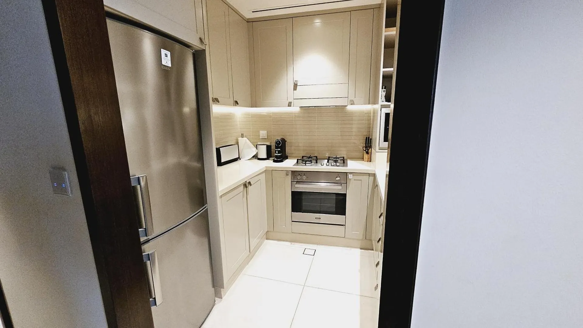 Address Fountain View Tower 2 Apartment Dubai 0*,